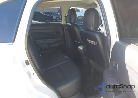 2017 Mitsubishi Outlander Sport 2.4 Sel z USA, uszkodzony, nr VIN JA4AP4AW9HZ017469